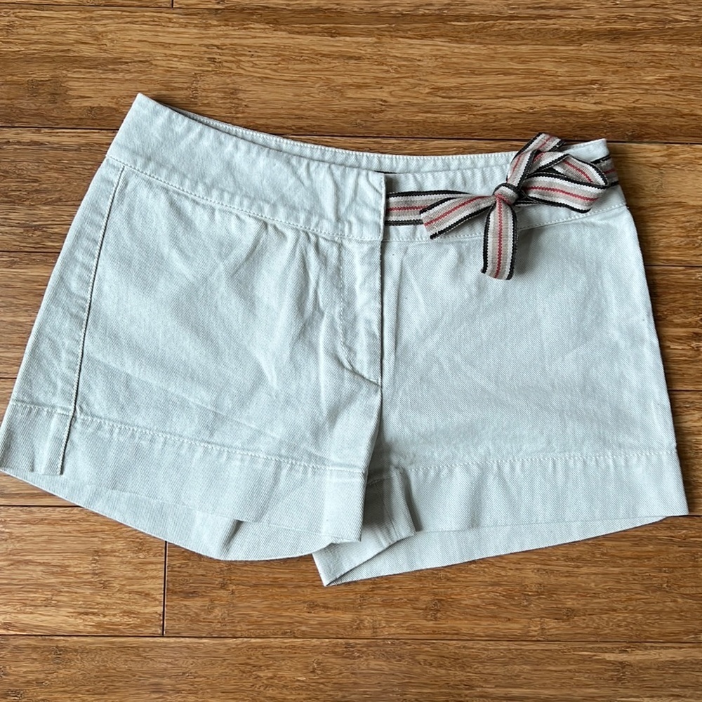 BURBERRY Womens 98% Cotton Cream Shorts sz 4 - Picture 1 of 6